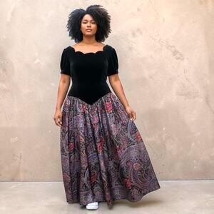 Vintage Handmade Paisley Velvet Dress 80's Scalloped Edges Womans Size 10/12